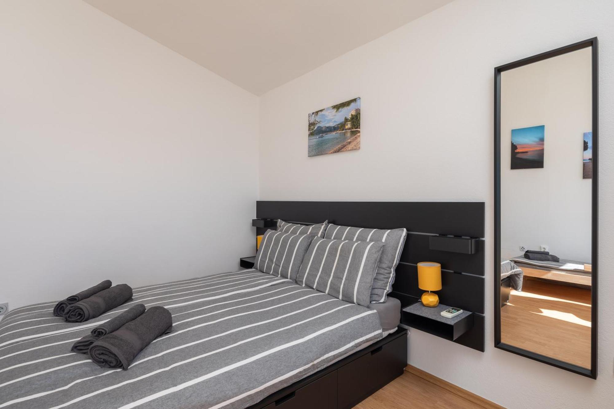 Sunshine Suites Omiš Eksteriør bilde