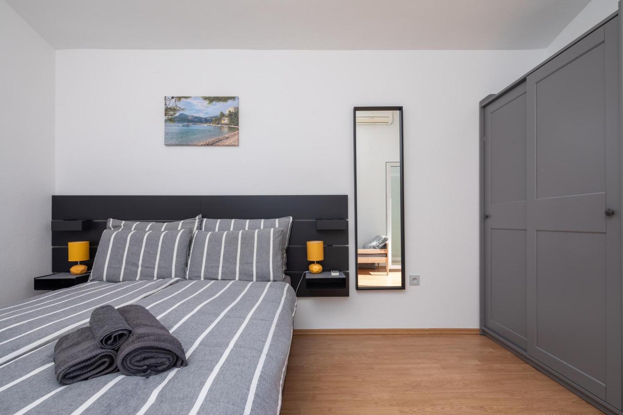 Sunshine Suites Omiš Eksteriør bilde