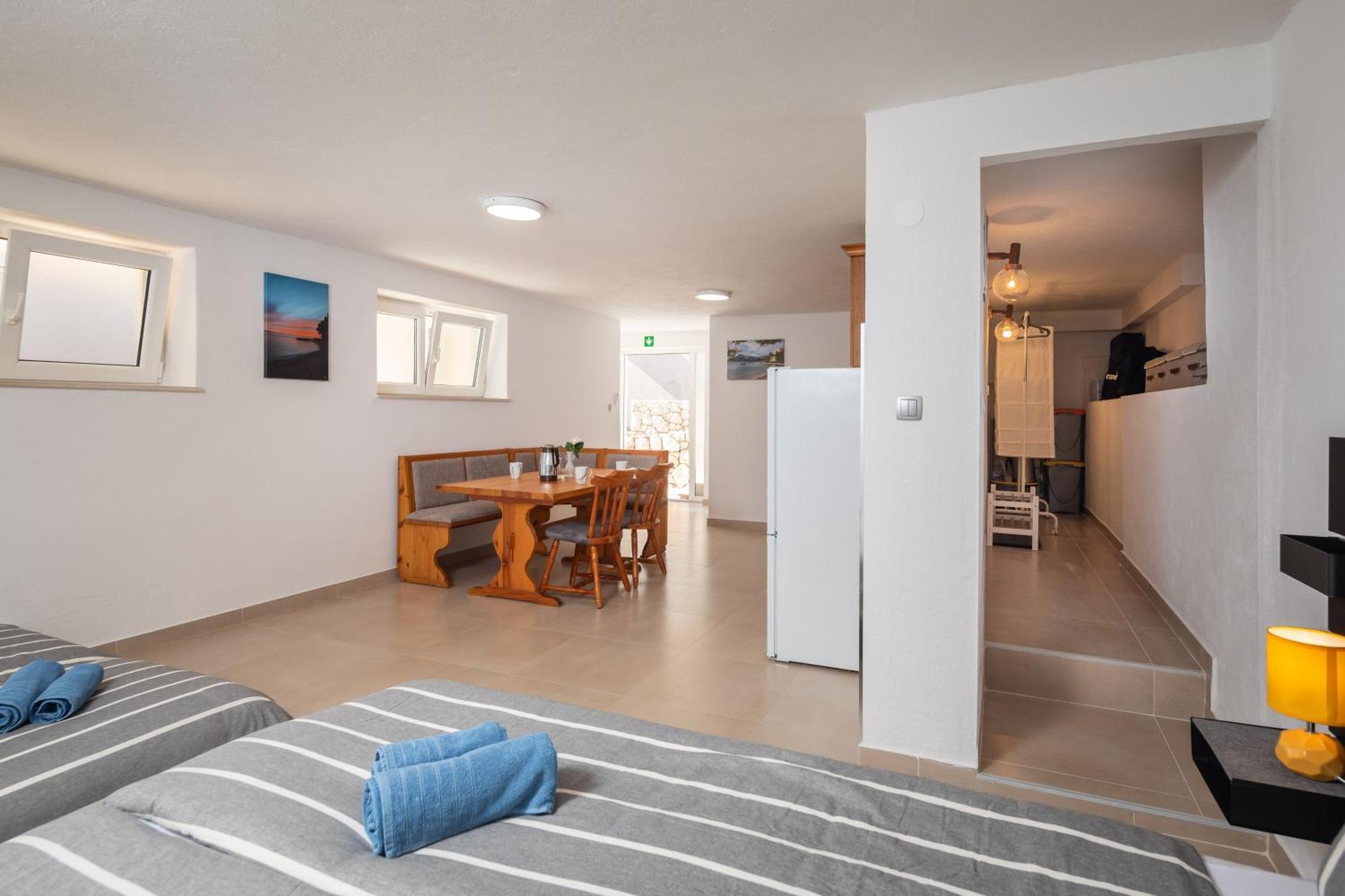 Sunshine Suites Omiš Eksteriør bilde